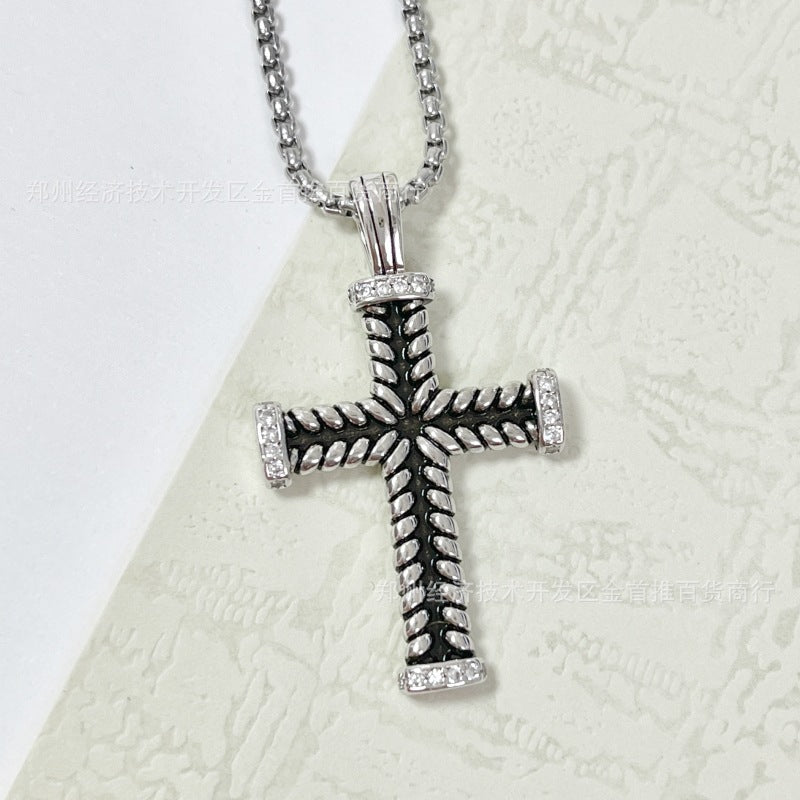 D2vid yurm2n crossing necklaces