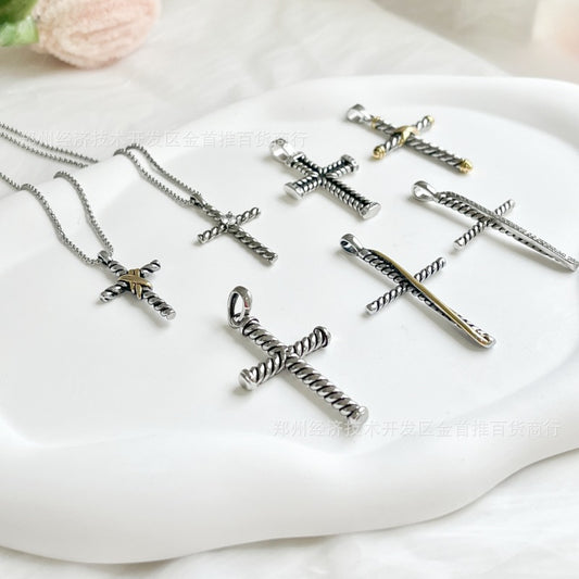 D2vid yurm2n crossing necklaces