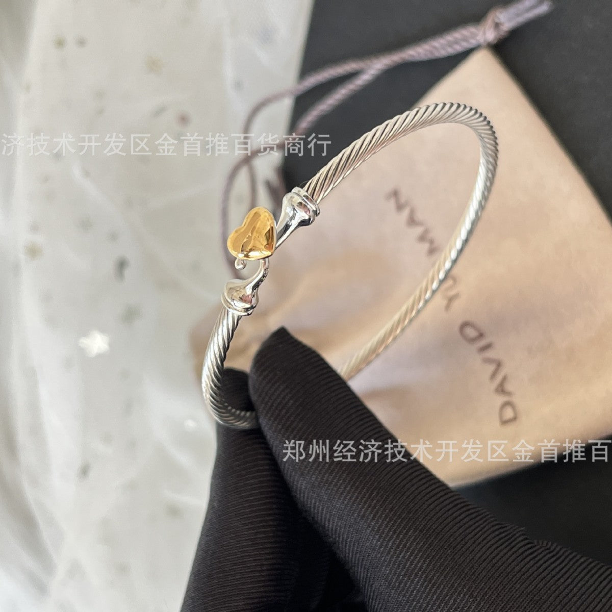 Dav1d yurman 3mm bangles with heart lock